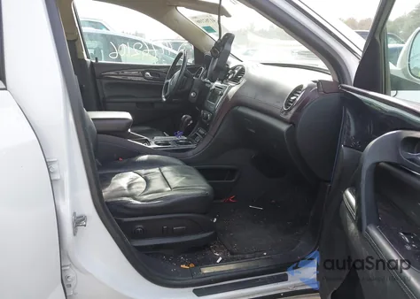 2016 Buick Enclave Leather z USA, uszkodzony, nr VIN 5GAKVBKD7GJ117117